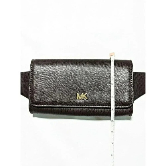 Michael Kors Saffiano Women's Leather Logo Fanny Pack Size S/M (MSRP $128) - Picture 10 of 10